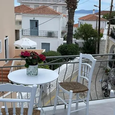 Nano'S House Οροφοδιαμέρισμα Στο Κέντρο Spetses Town Exterior photo